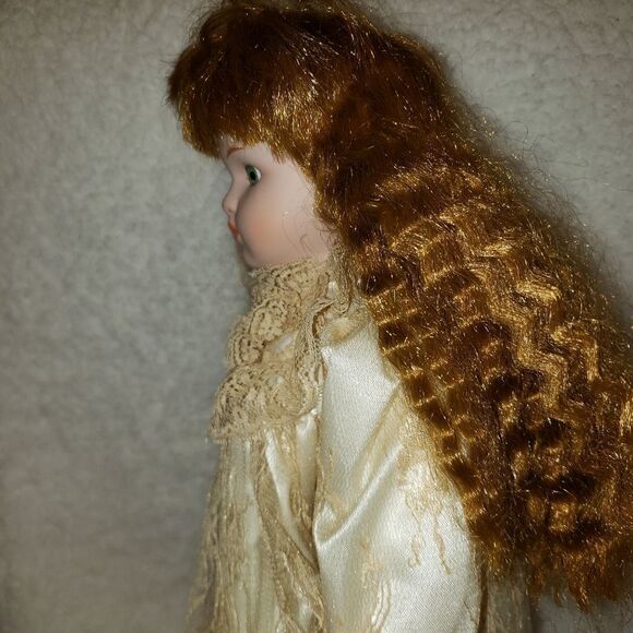Heritage Mint Porcelain Doll - Picture 5 of 10